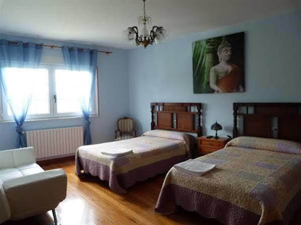 Pension Albergue A Pedra Sarria Bagian luar foto