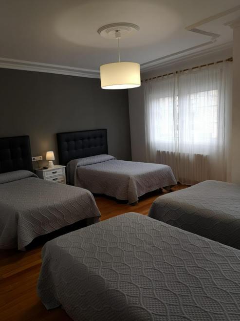 Pension Albergue A Pedra Sarria Bagian luar foto